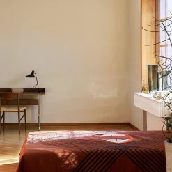 Tripod table HM9 | matt white
