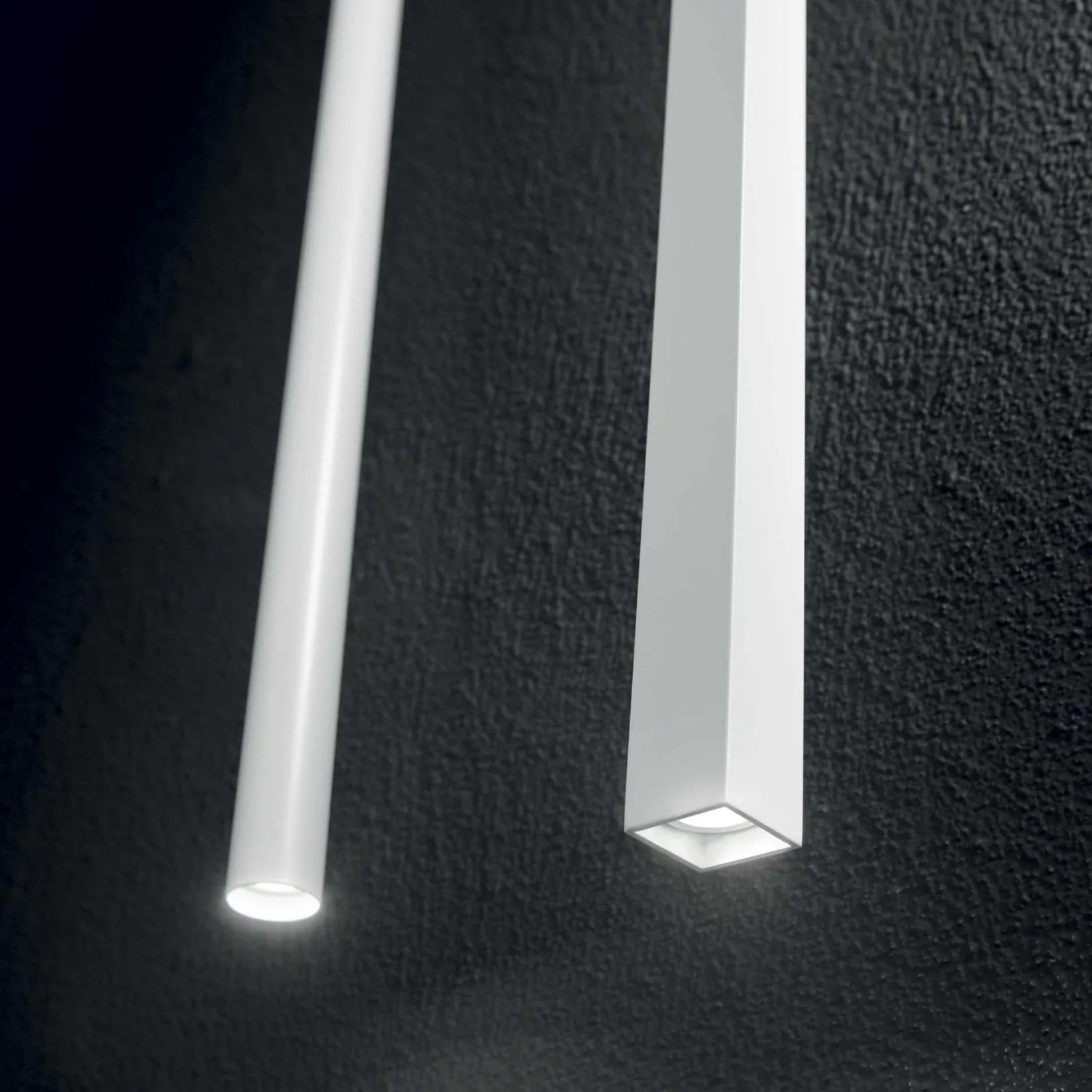 Ultrathin ø3 pendant H40 | brass