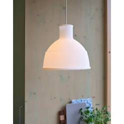 Unfold pendant lamp ⌀32 | translucent white