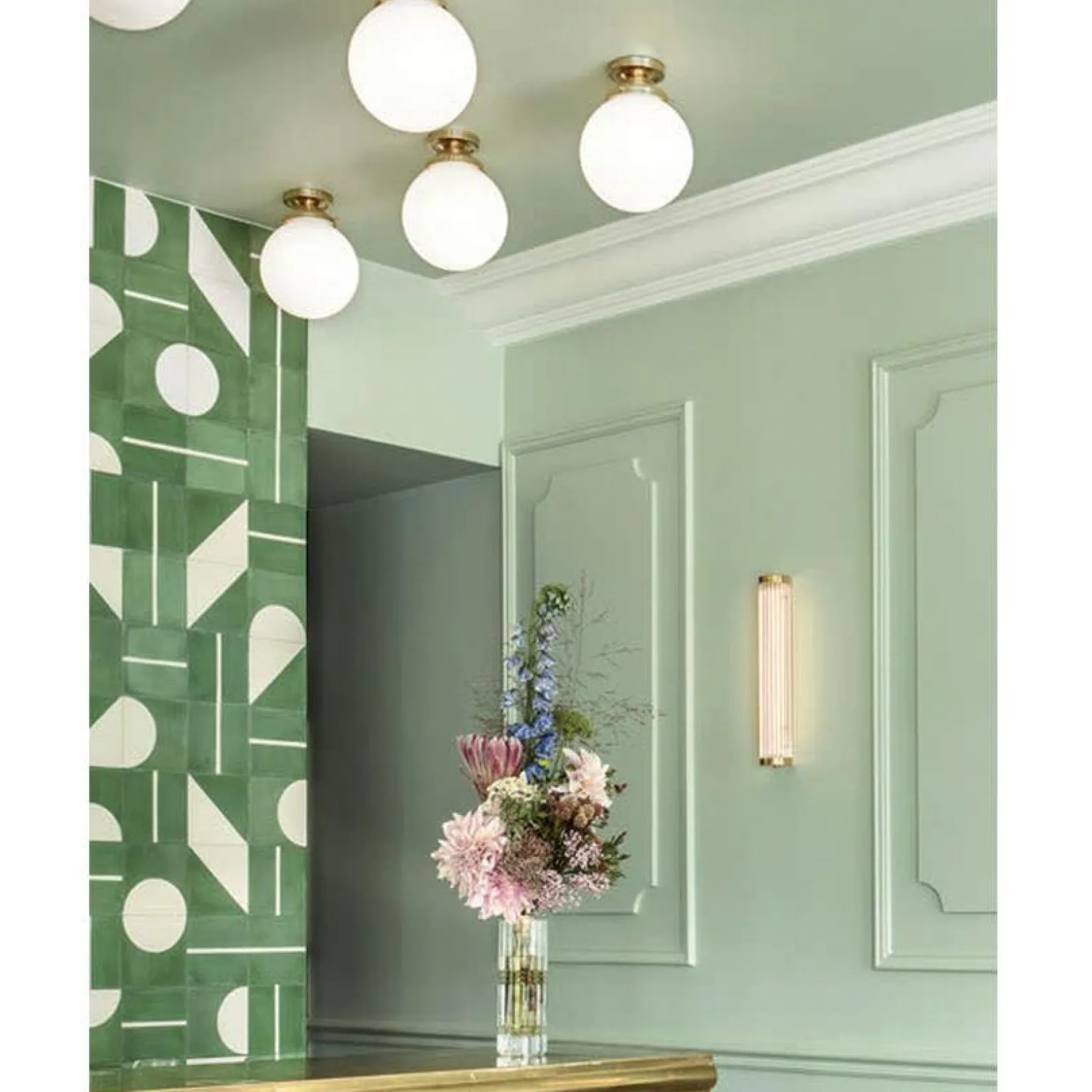 Yaounde 14 | antique brass